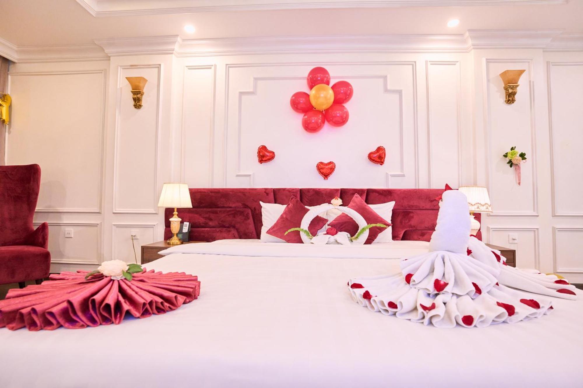 Le Haute Hotel Hai Phong Exterior foto